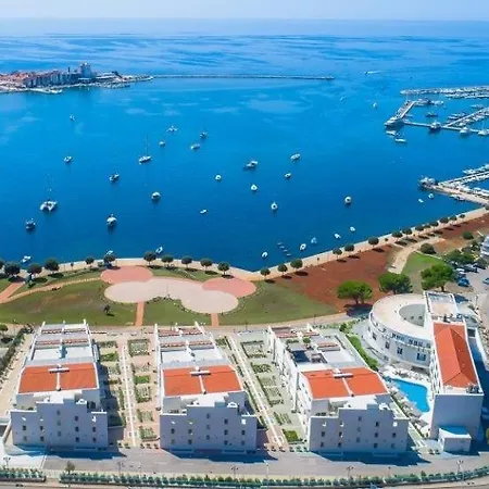 Apartmán Garden Palace B228 *