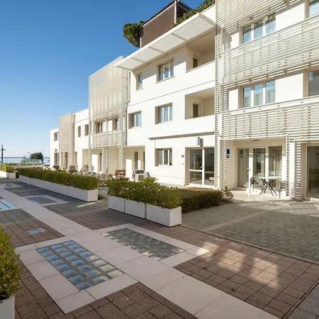 Garden Palace B228 Apartment
