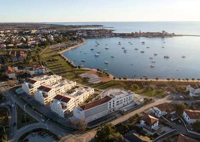 Garden Palace B228 Apartamento *