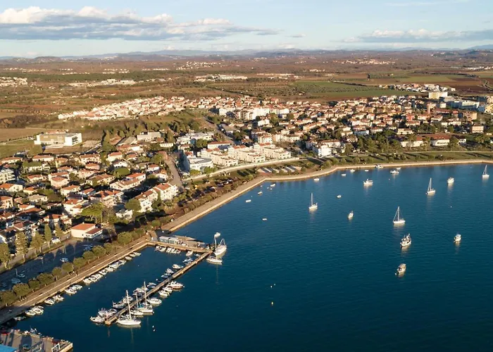 Apartamento Garden Palace B228 *