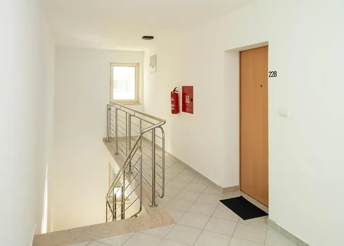 Apartamento Garden Palace B228