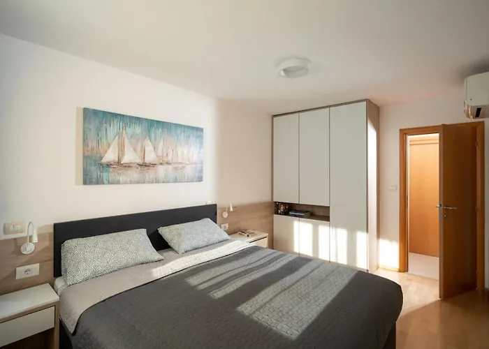 Apartamento Garden Palace B228