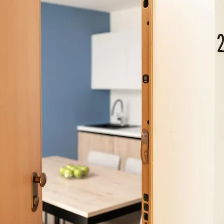 Garden Palace B228 *